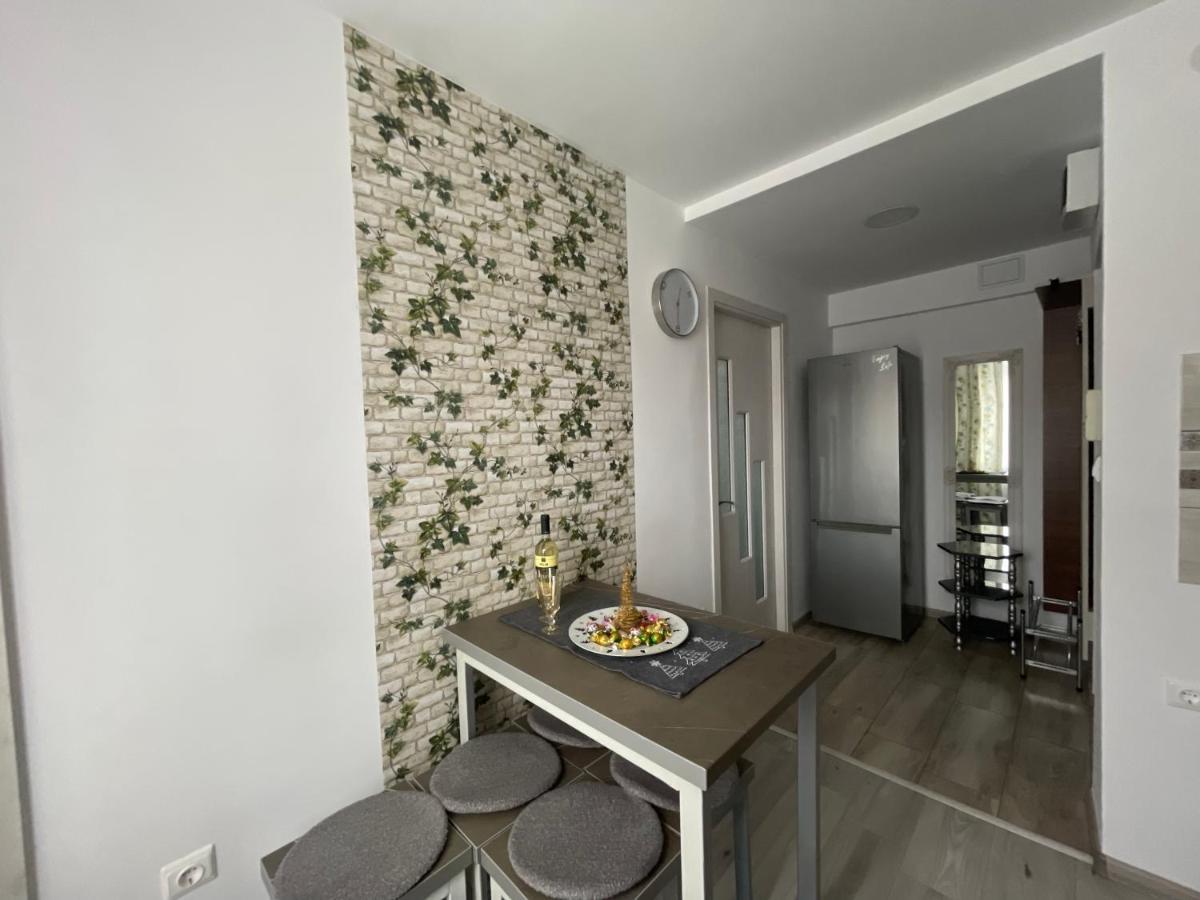 Guest House-Straja Lupeni Lupeni  Экстерьер фото